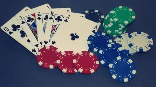 Người chơi bắn cá online tại cwin88 trên điện thoại với nhiều loại đạn
